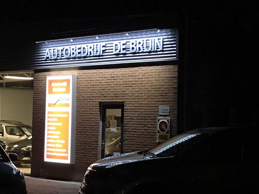 Autobedrijf De Bruin - BOVAG & RDW erkend - AutoCrew - Dordrecht Autobedrijf De Bruin - BOVAG & RDW erkend - AutoCrew - Dordrecht